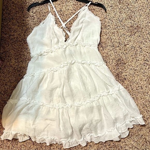 Polly white tiered lined dress tag says size 12 but I am guessing girls EUC - Picture 4 of 8